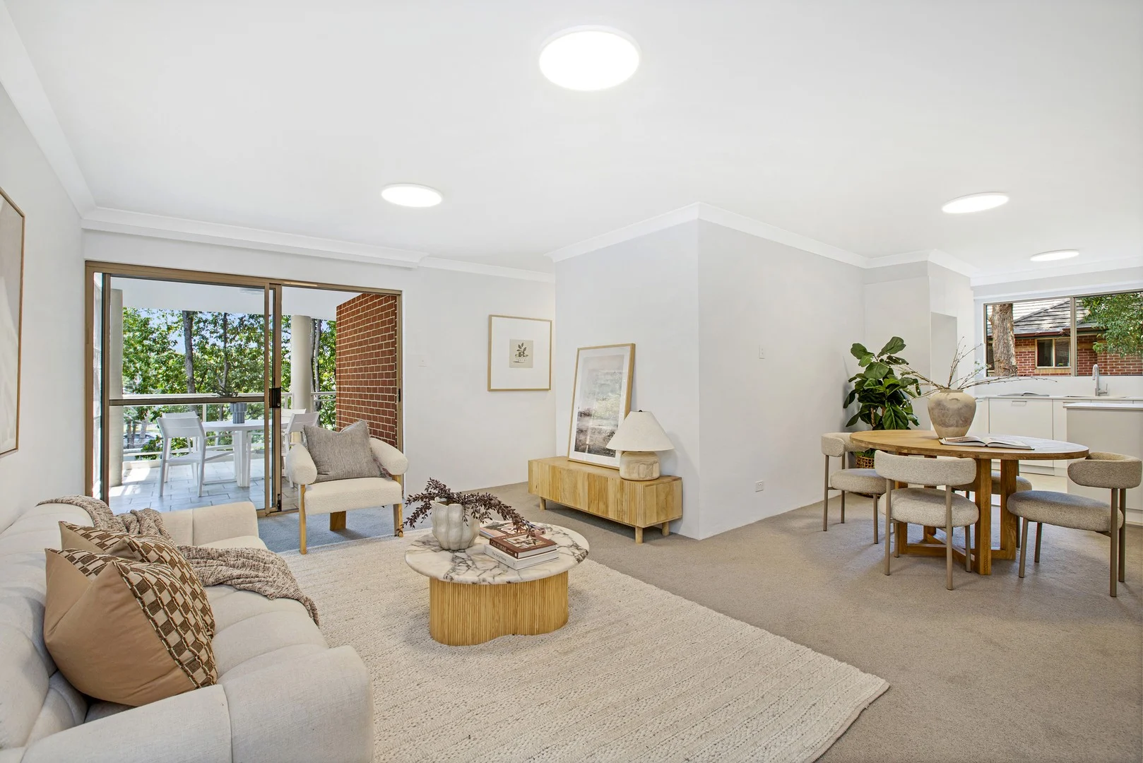 4/99 Hampden Road (1/9)