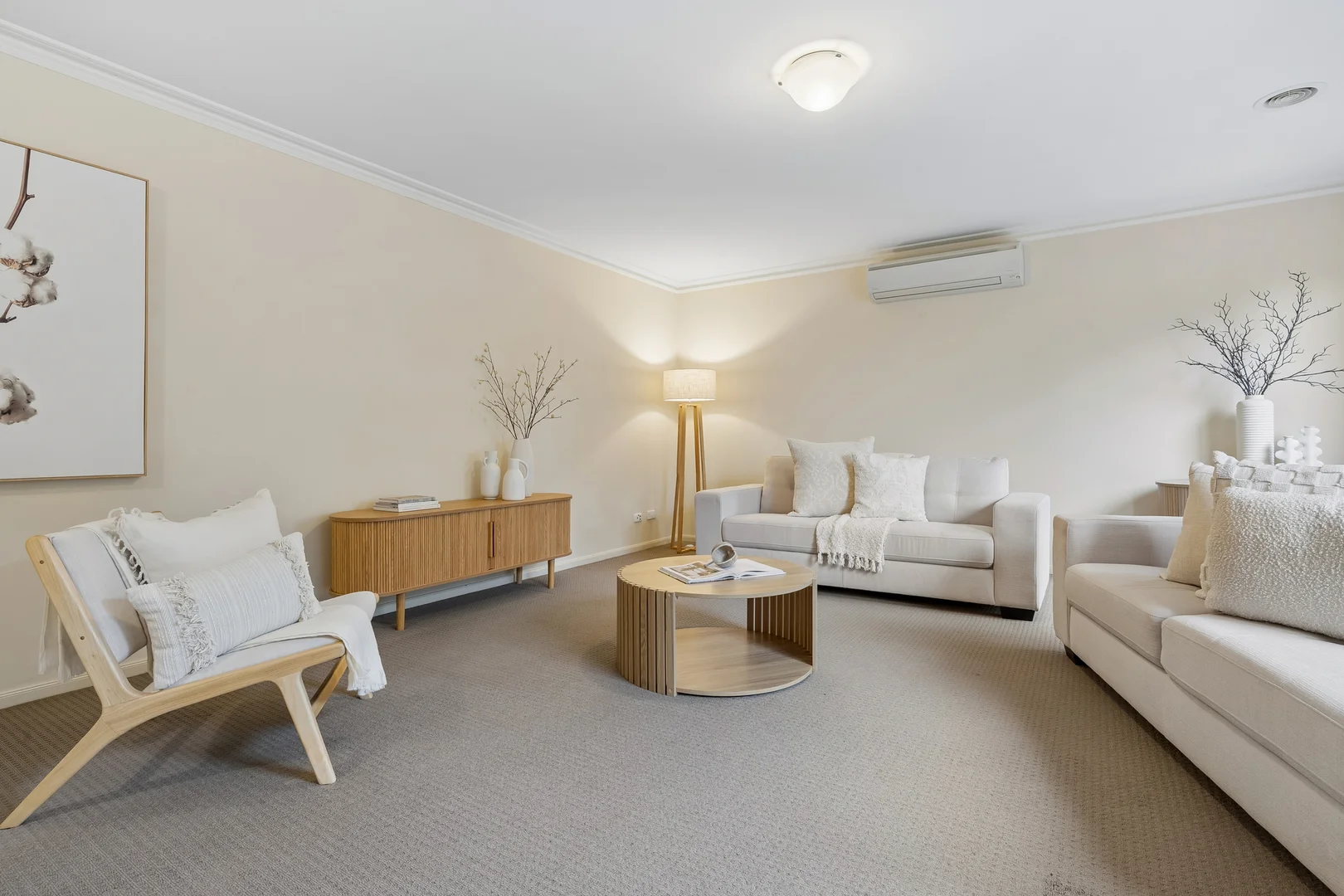 4 Acacia Drive - Image 4