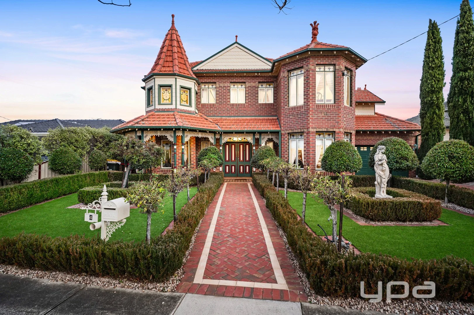 4 Ayr Close (1/1)