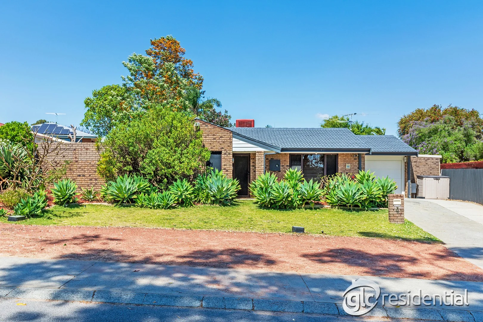 4 Bolderwood Drive (1/18)