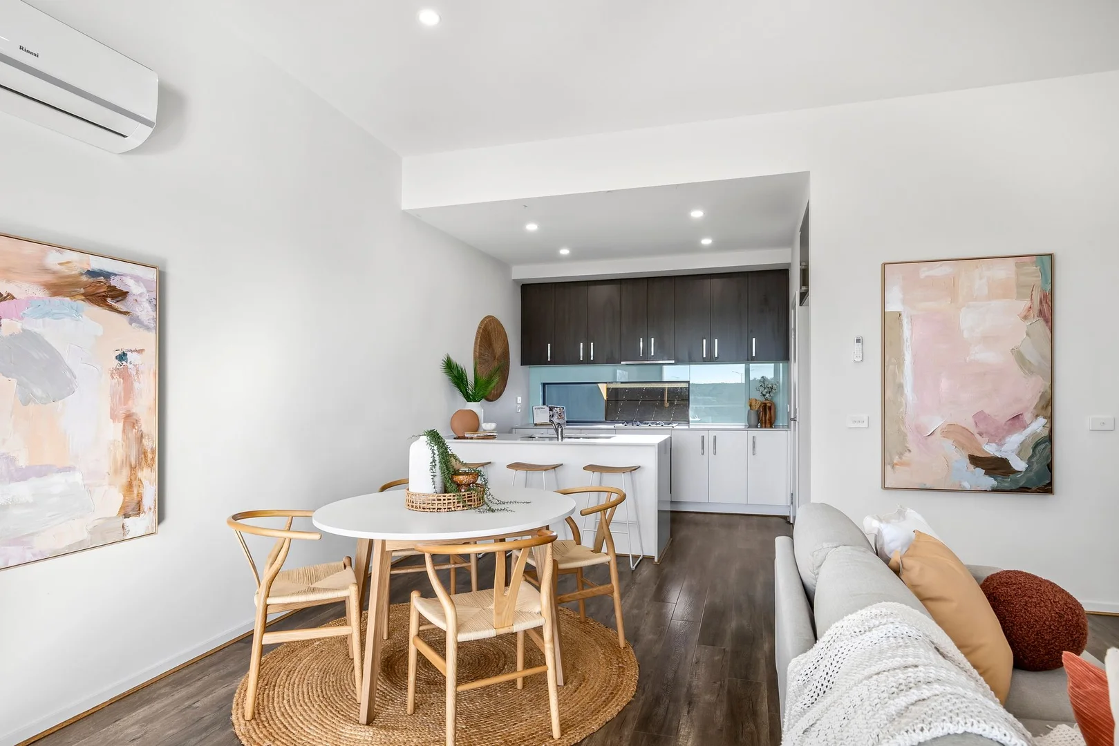 4 Briton Lane - Image 4