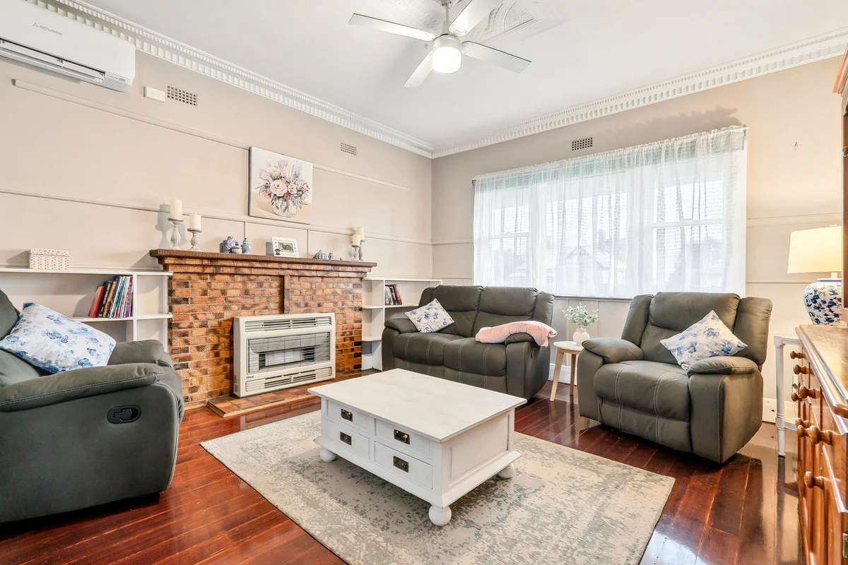 4 Campbell Street - Image 4