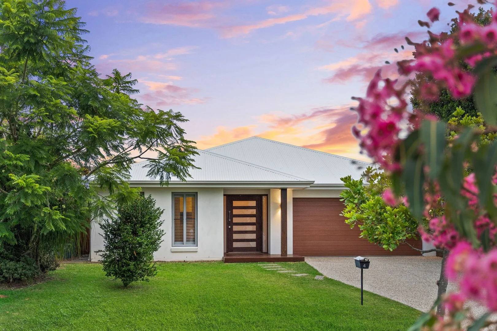 4 Edmore Court (1/24)