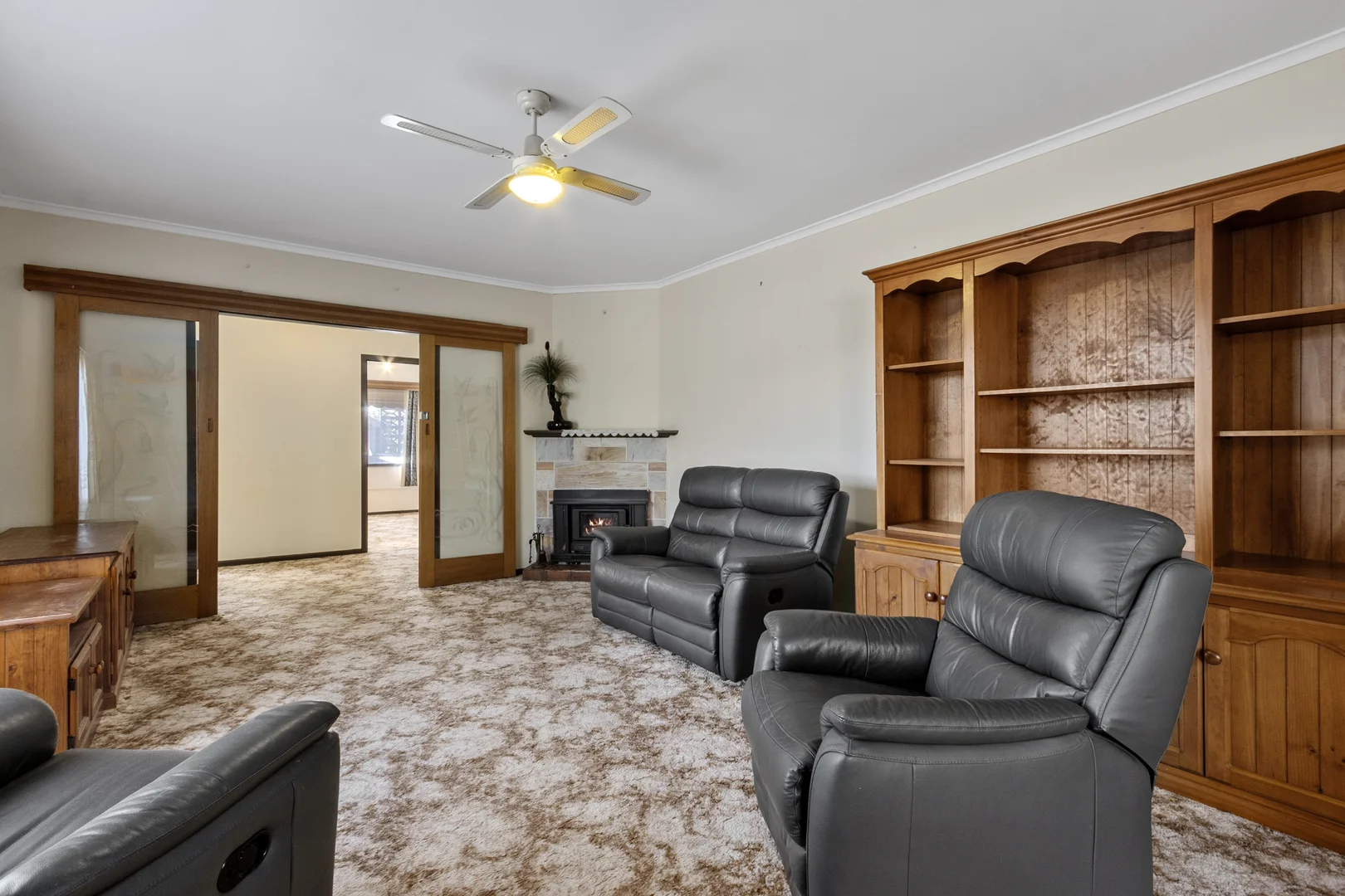 4 Fifth Street - Image 4