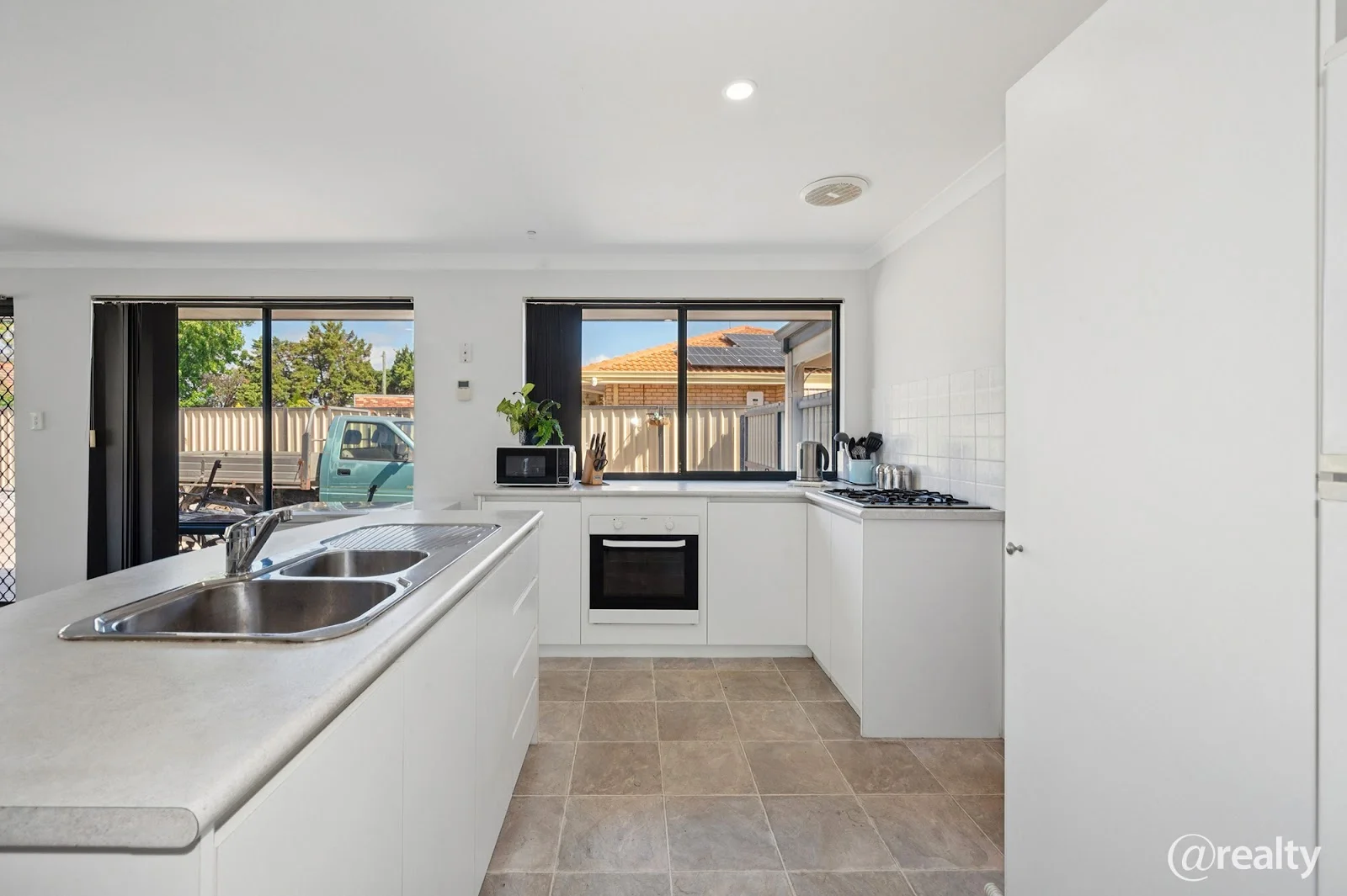 4 Fontana Court - Image 4