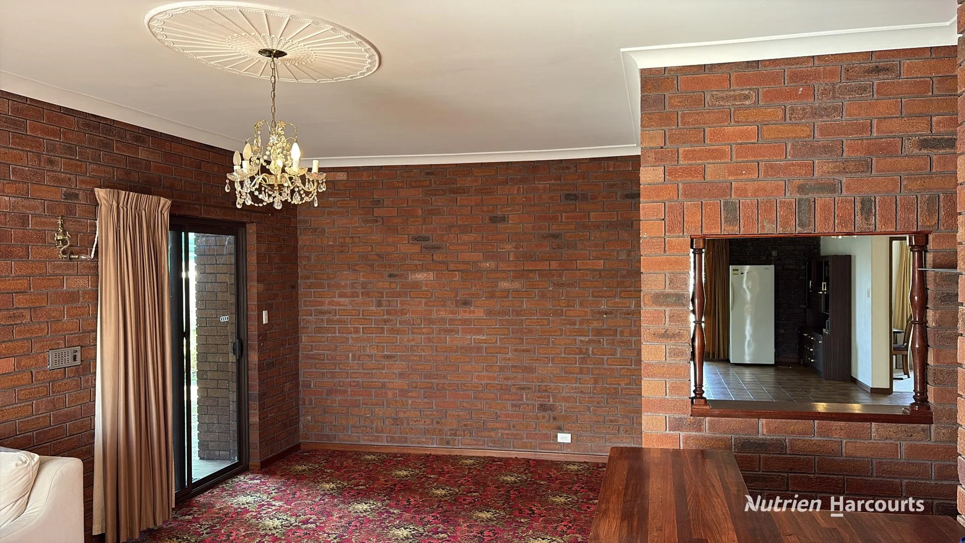 4 Fox Street - Image 4