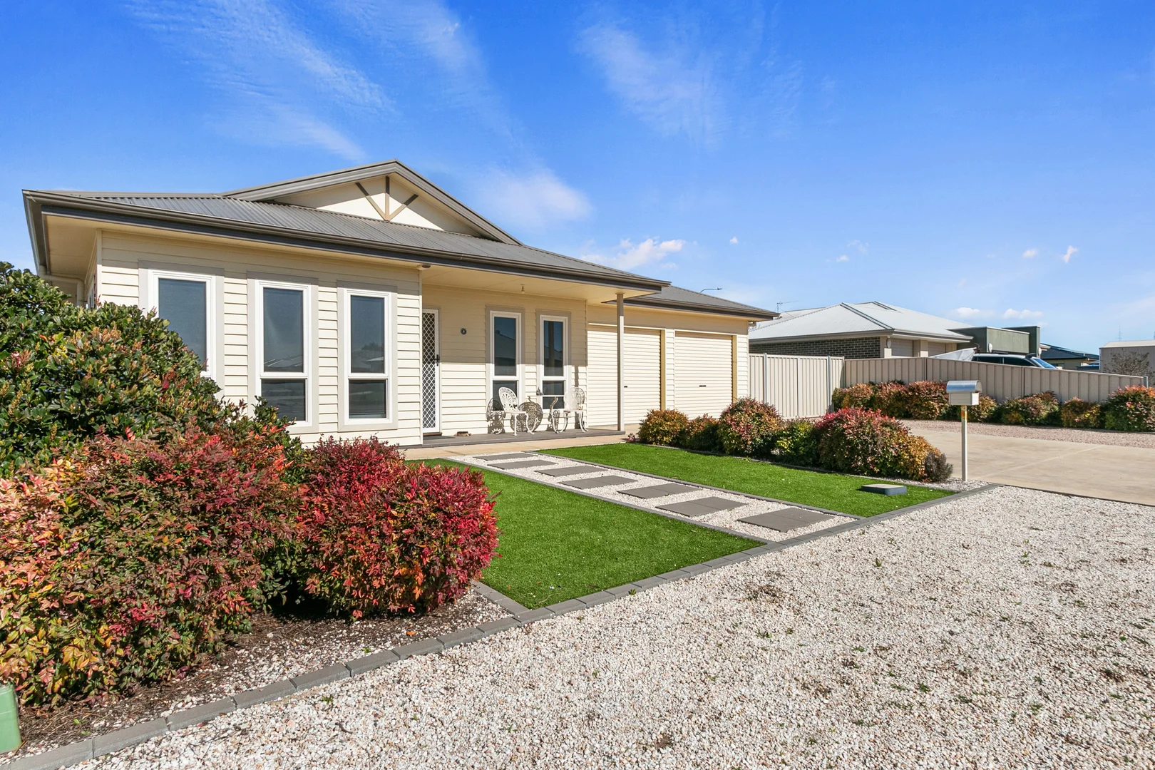 4 Investigator Boulevard - Image 2