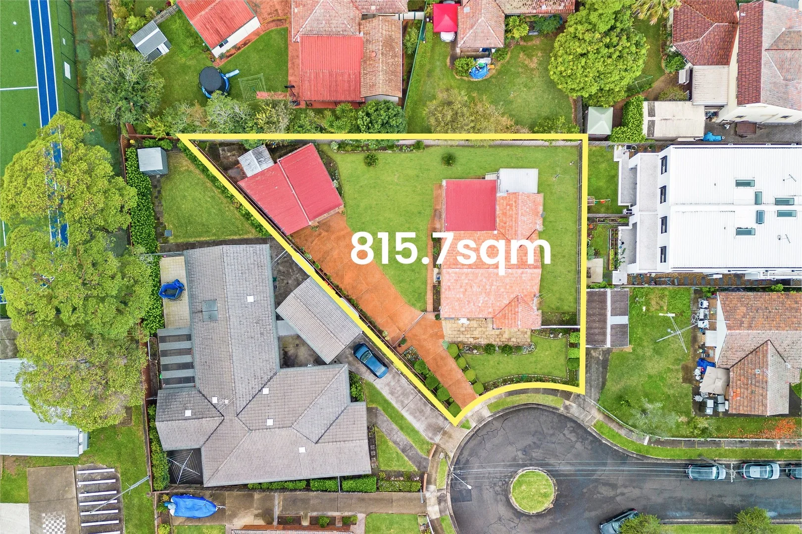 4 Lester Place (1/12)