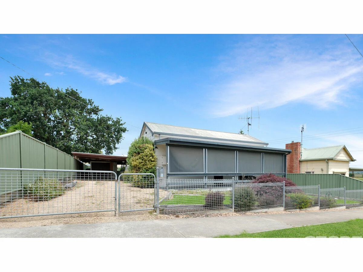4 McLeod Street (1/20)