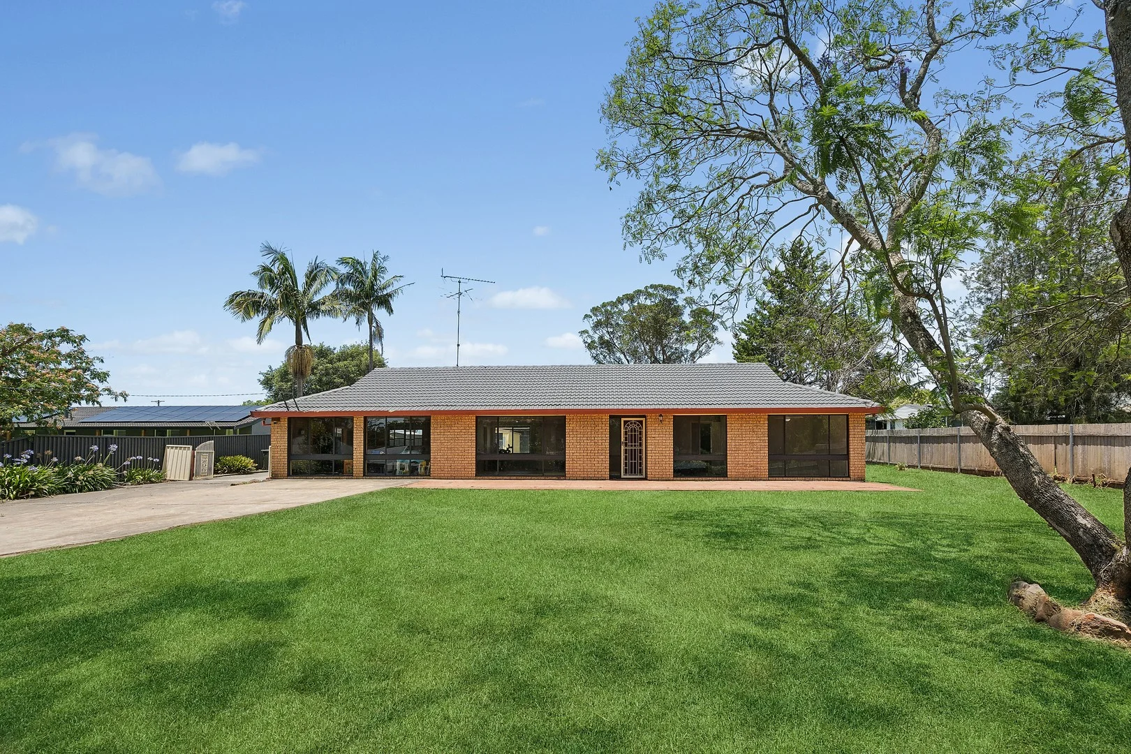 4 Milne Street (1/11)