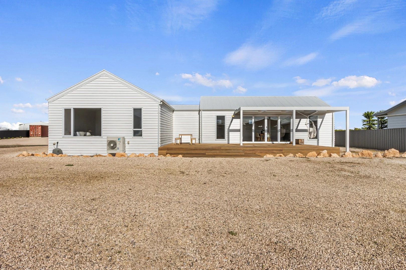 4 Neptune Court (1/1)