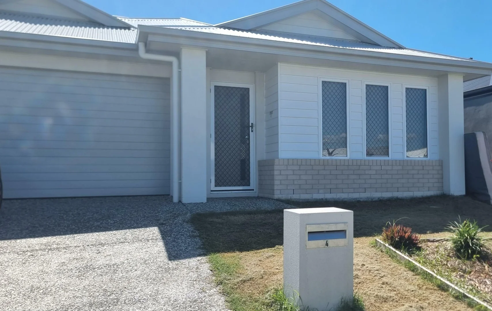 4 Palmeri St (1/7)