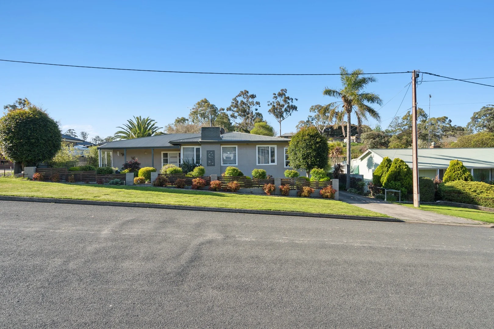 4 Riley Street (1/19)