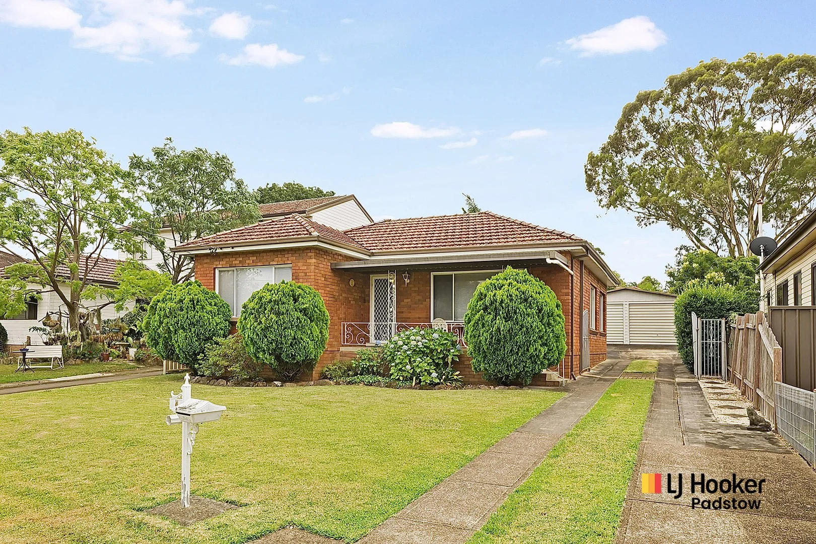 4 Ronald Street (1/1)