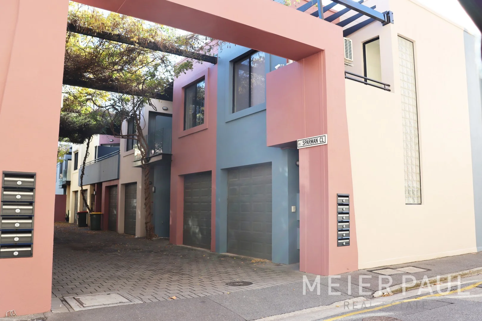 4 Sparman Close (1/15)