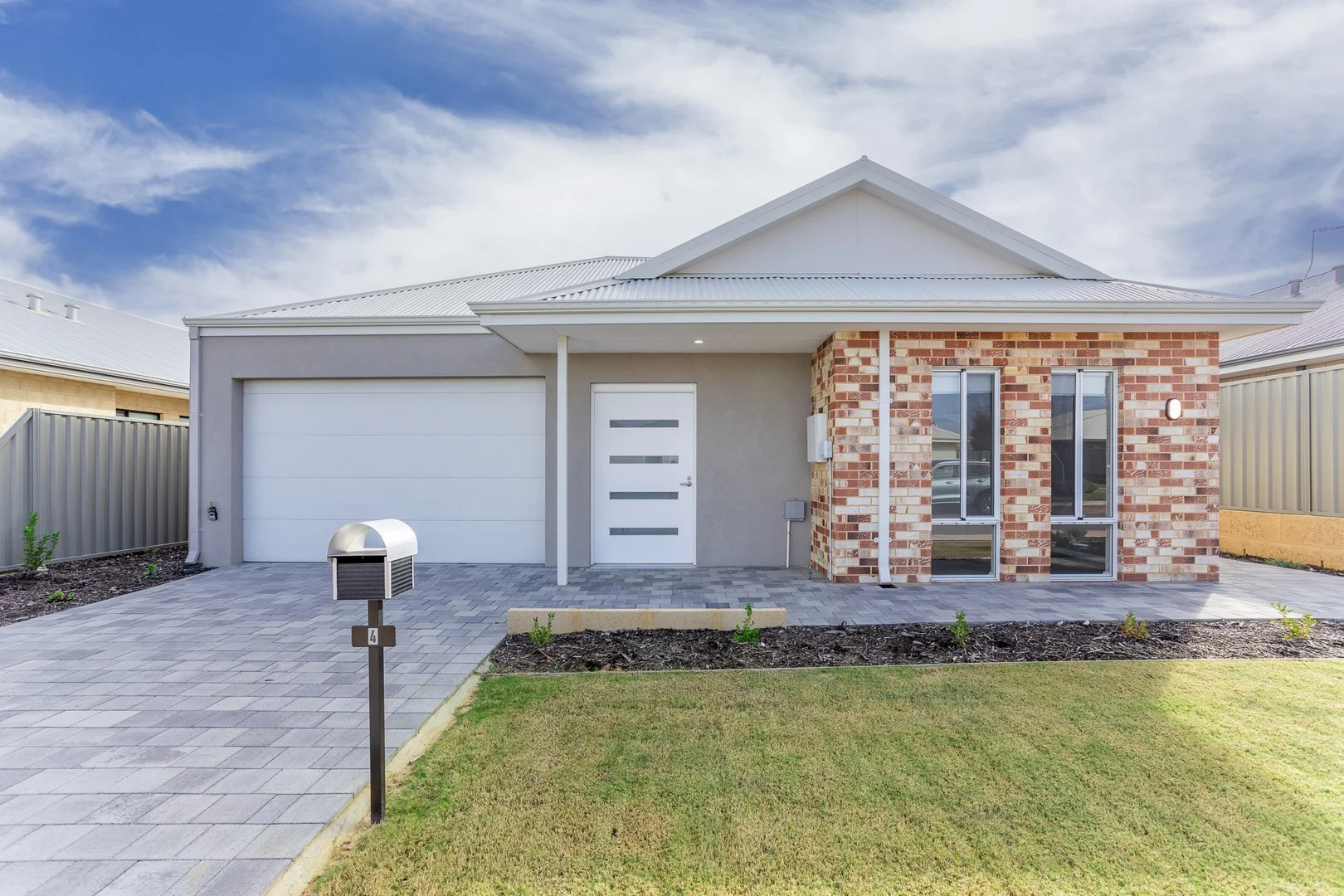 4 Triflora Way (1/22)