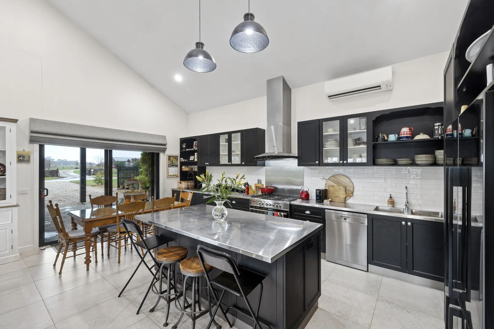 4 Wills Street - Image 4