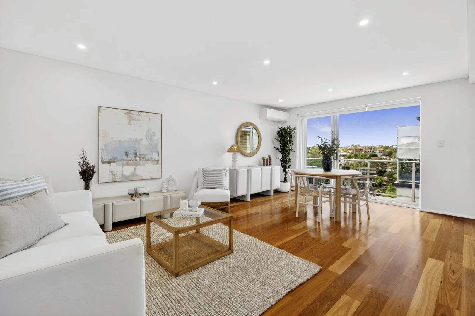 40/20 Warwick Avenue (1/15)