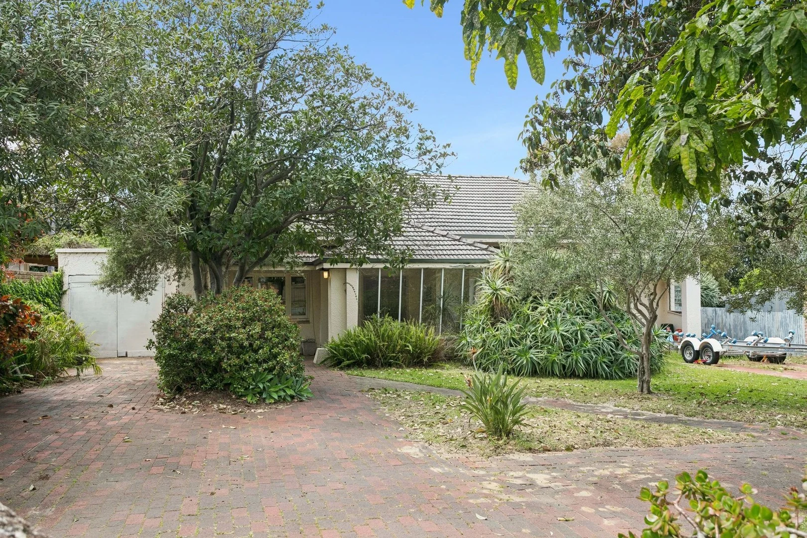 40 Bruce St (1/1)