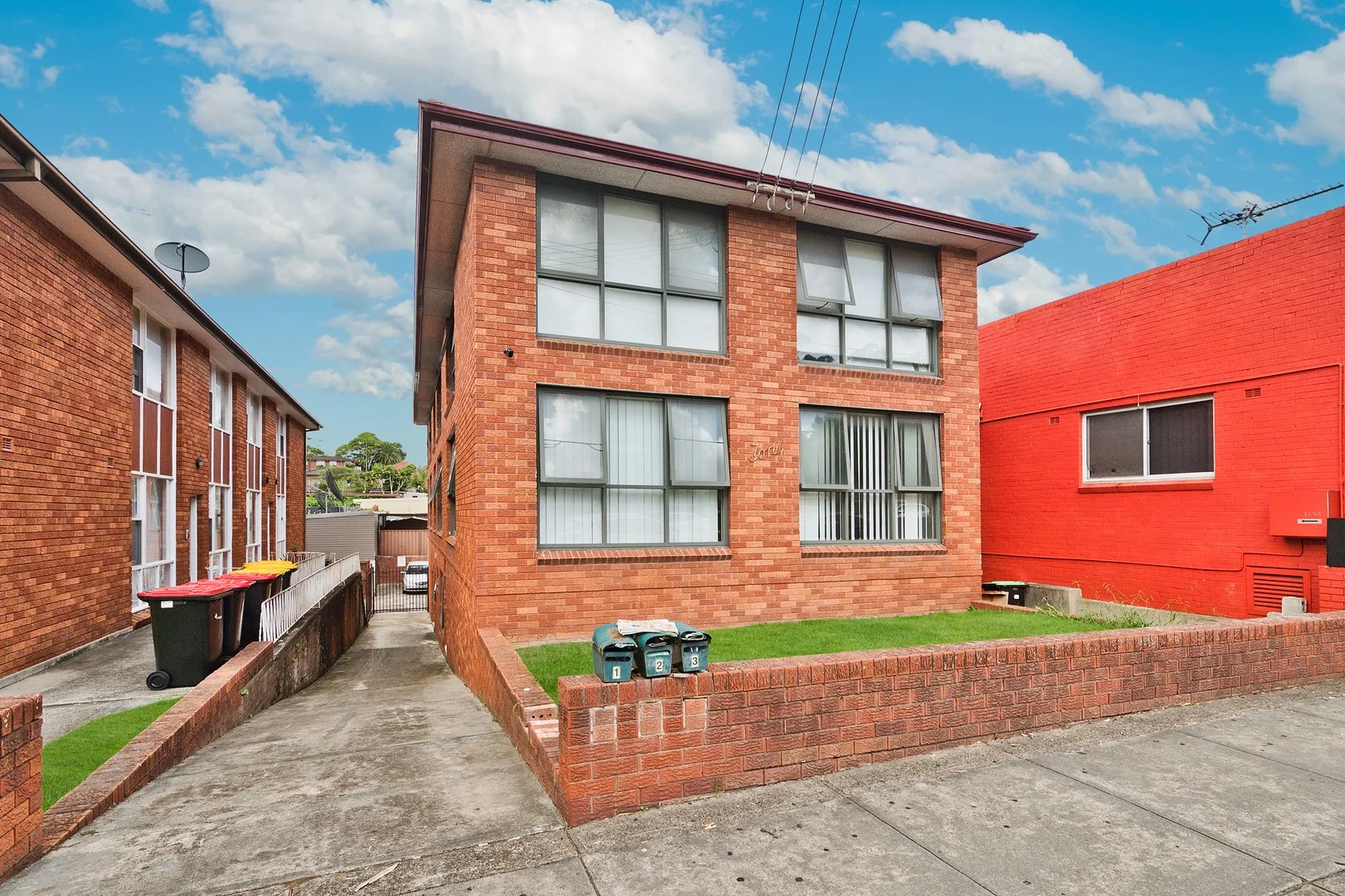 40 Frederick Street (1/9)