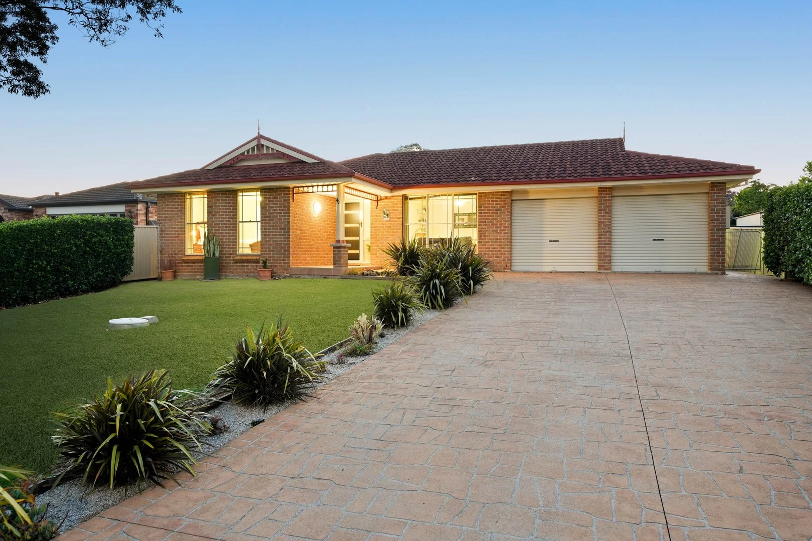 40 Hawthorne Road (1/16)