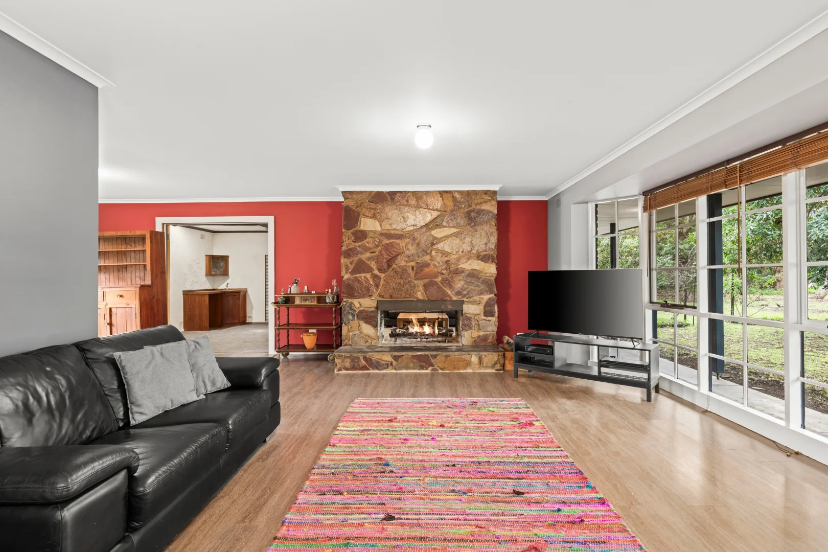 40 Woodlands Drive - Image 2