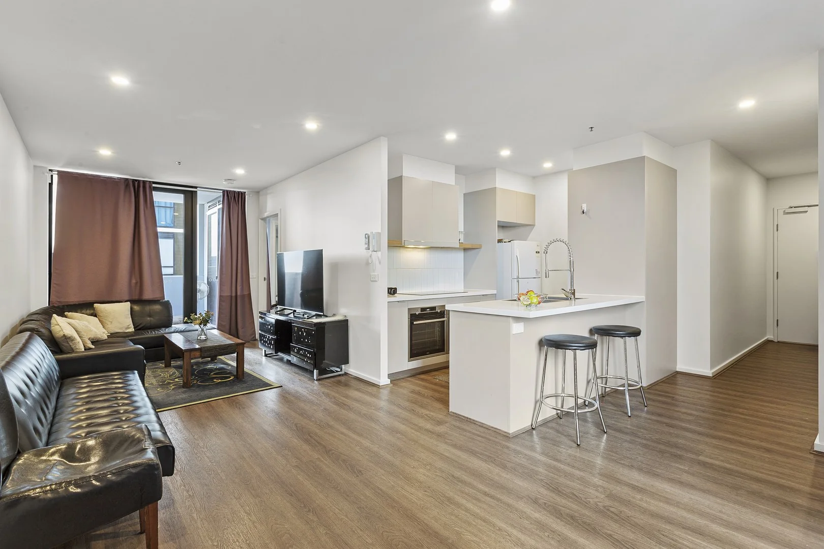 401/6 Gribble Street (1/20)