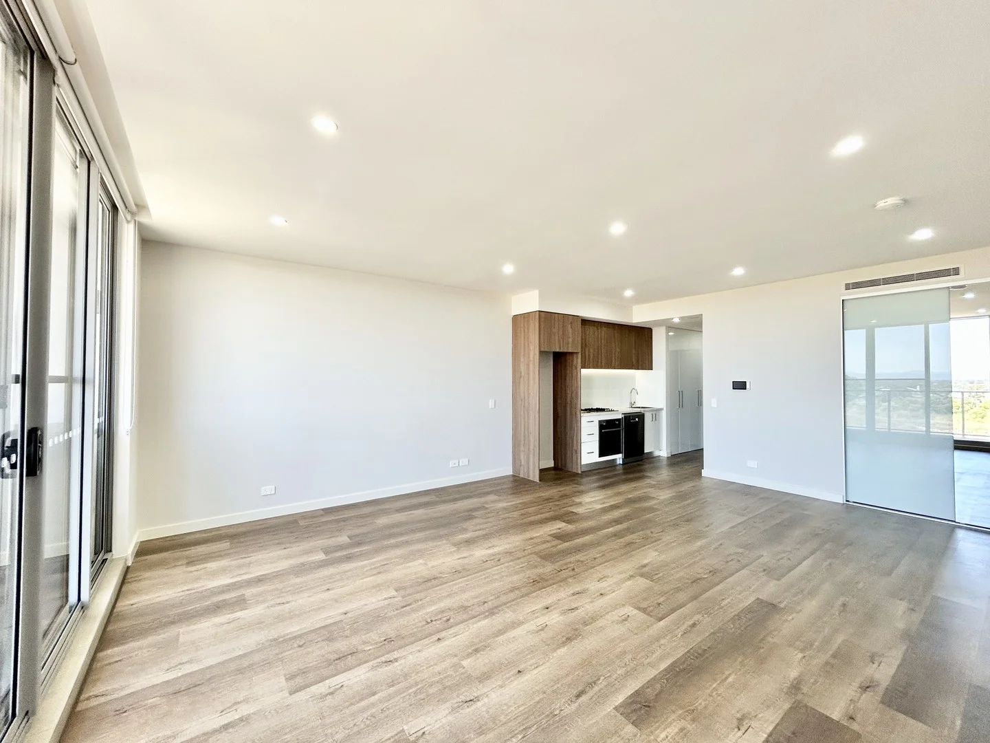 403/4A Isla Street (1/8)