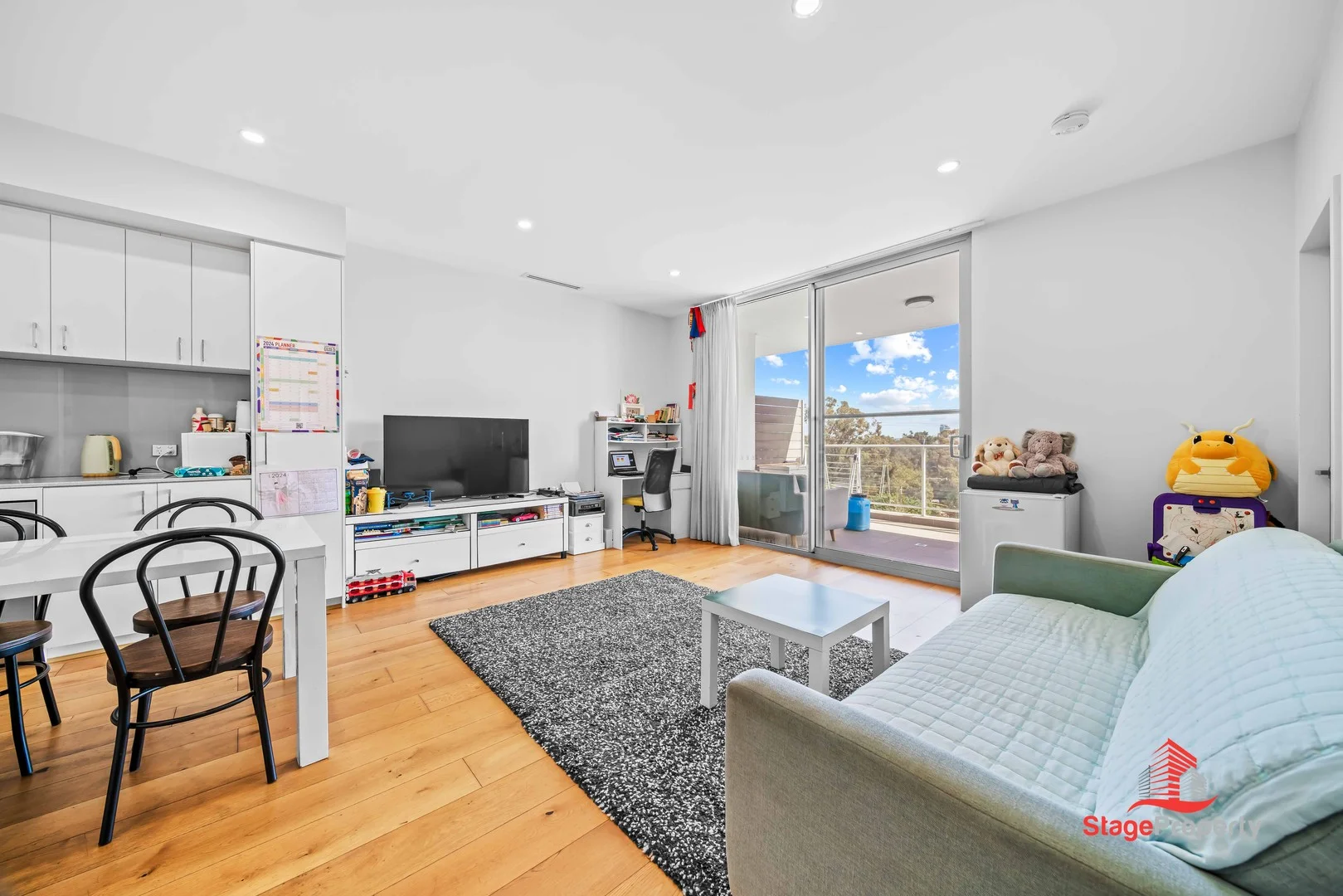 404/2 Rutland Avenue (1/25)
