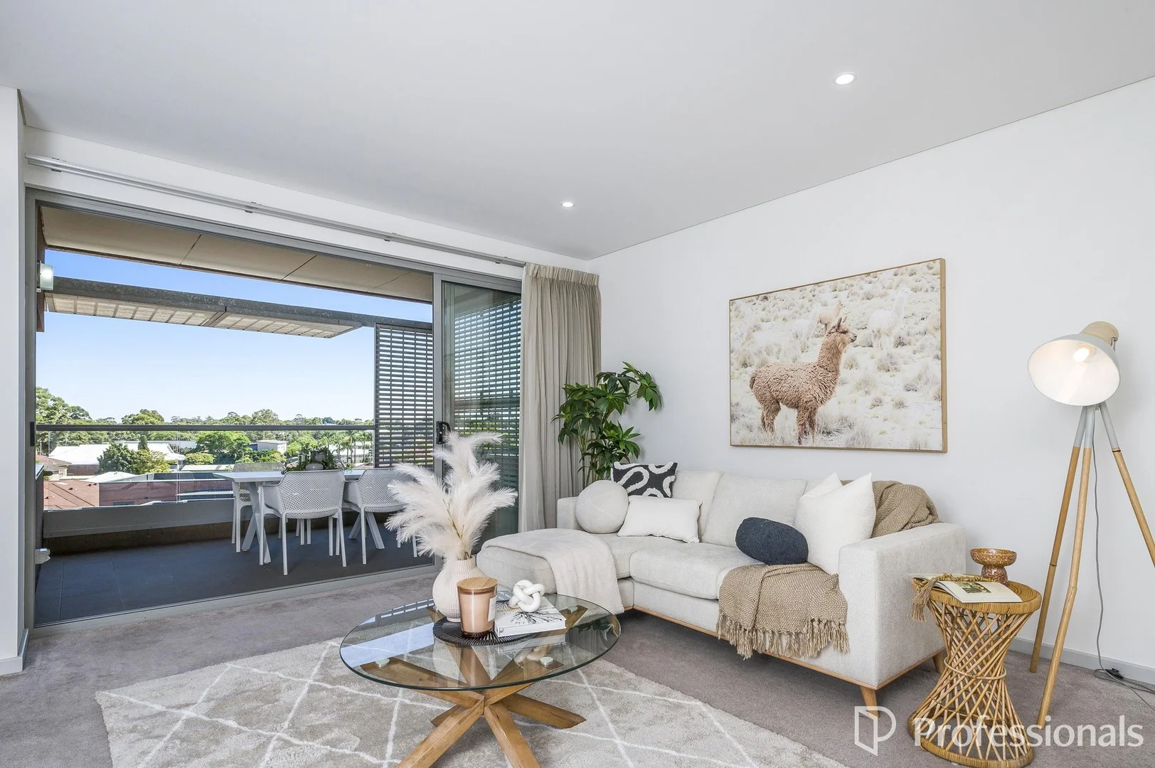 405/85 Old Perth Road (1/32)