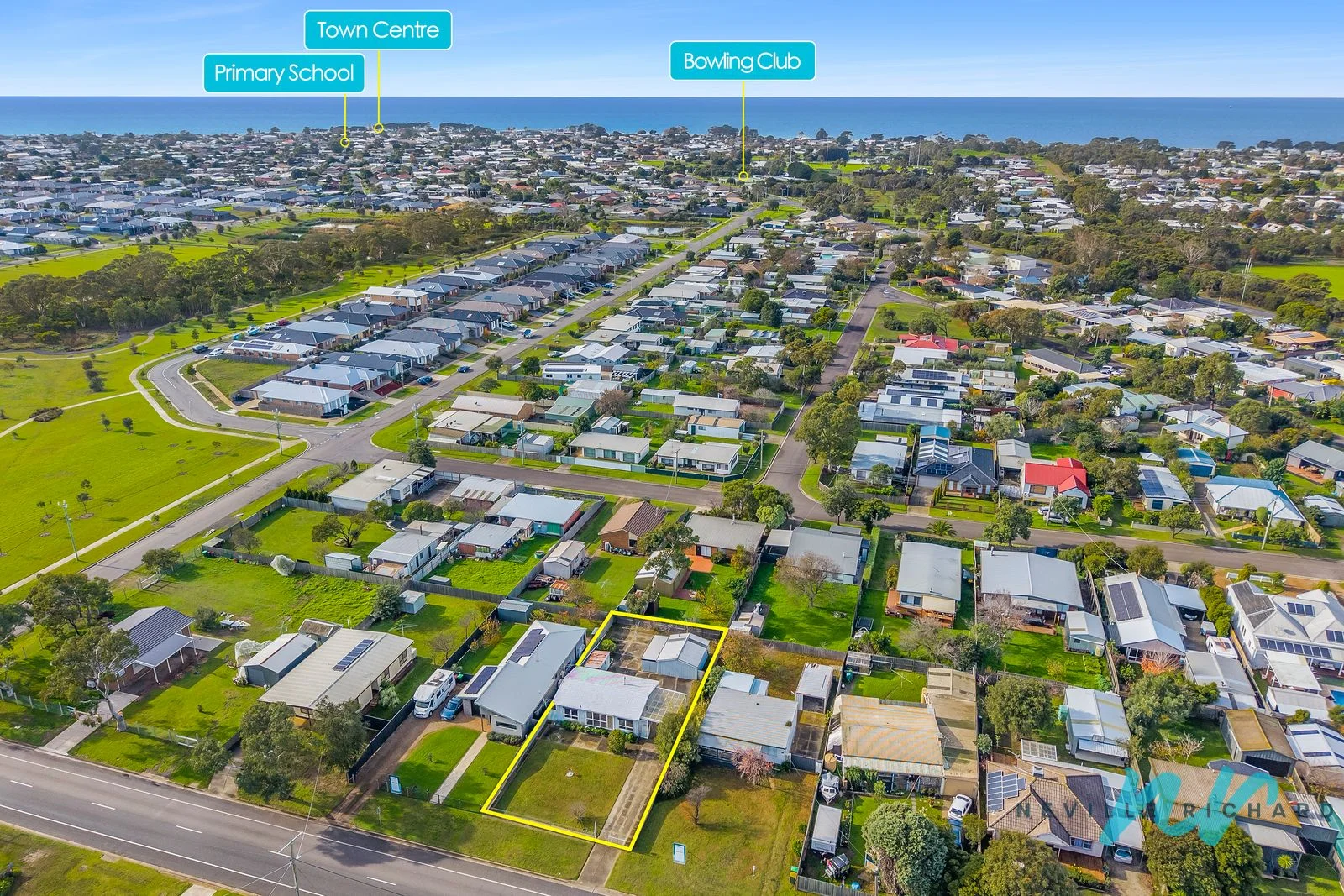 407 Ibbotson Street - Image 4