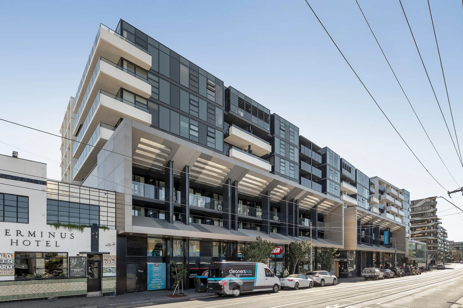 408B/609 Victoria Street (1/8)