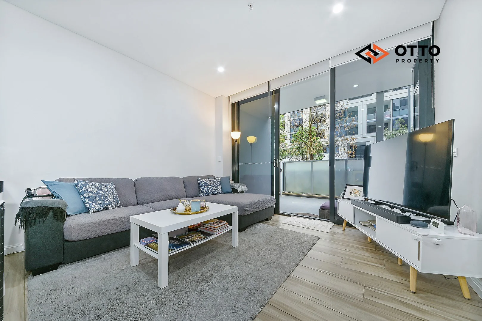 41/1 Betty Cuthbert Avenue (1/1)
