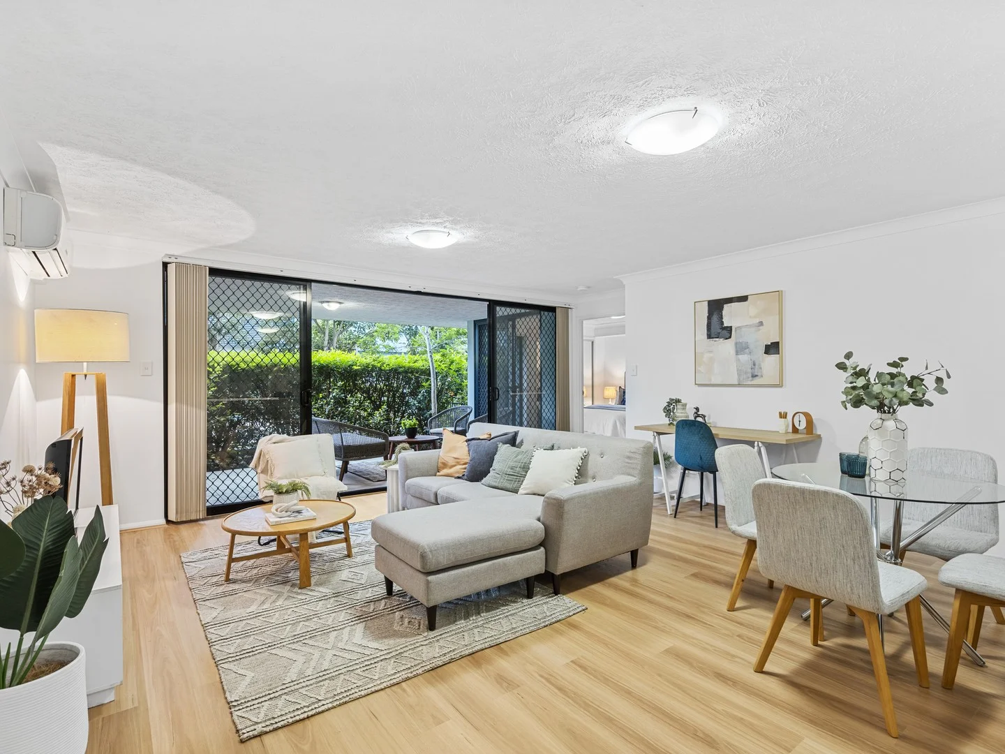 41/35 Hamilton Road (1/22)