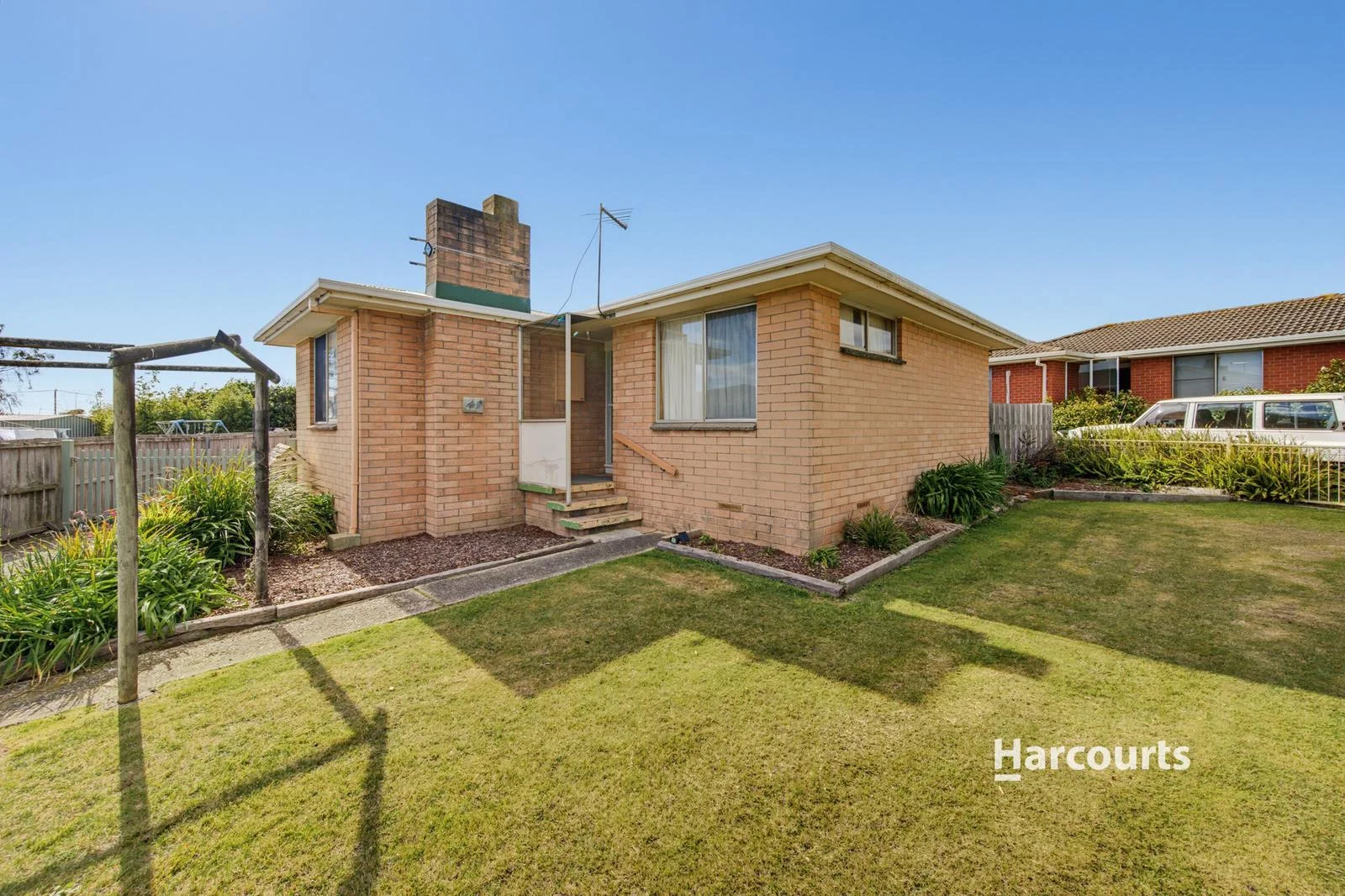 41 Amy Street (1/3)