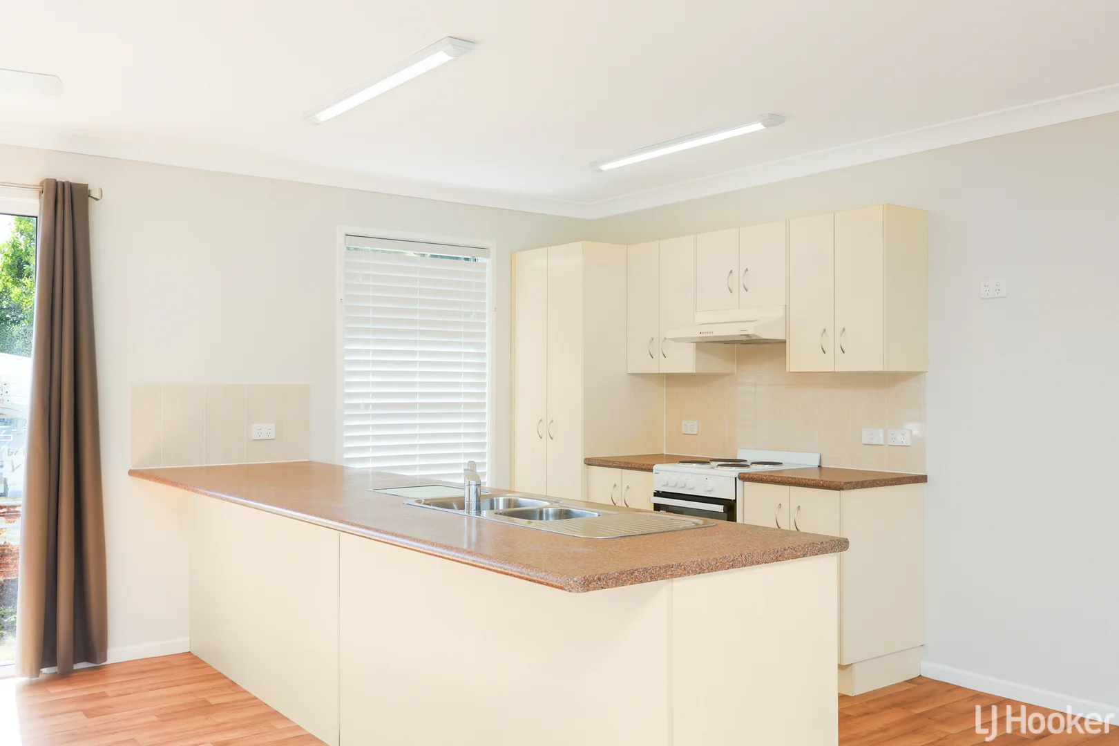 41 Dee Street - Image 4