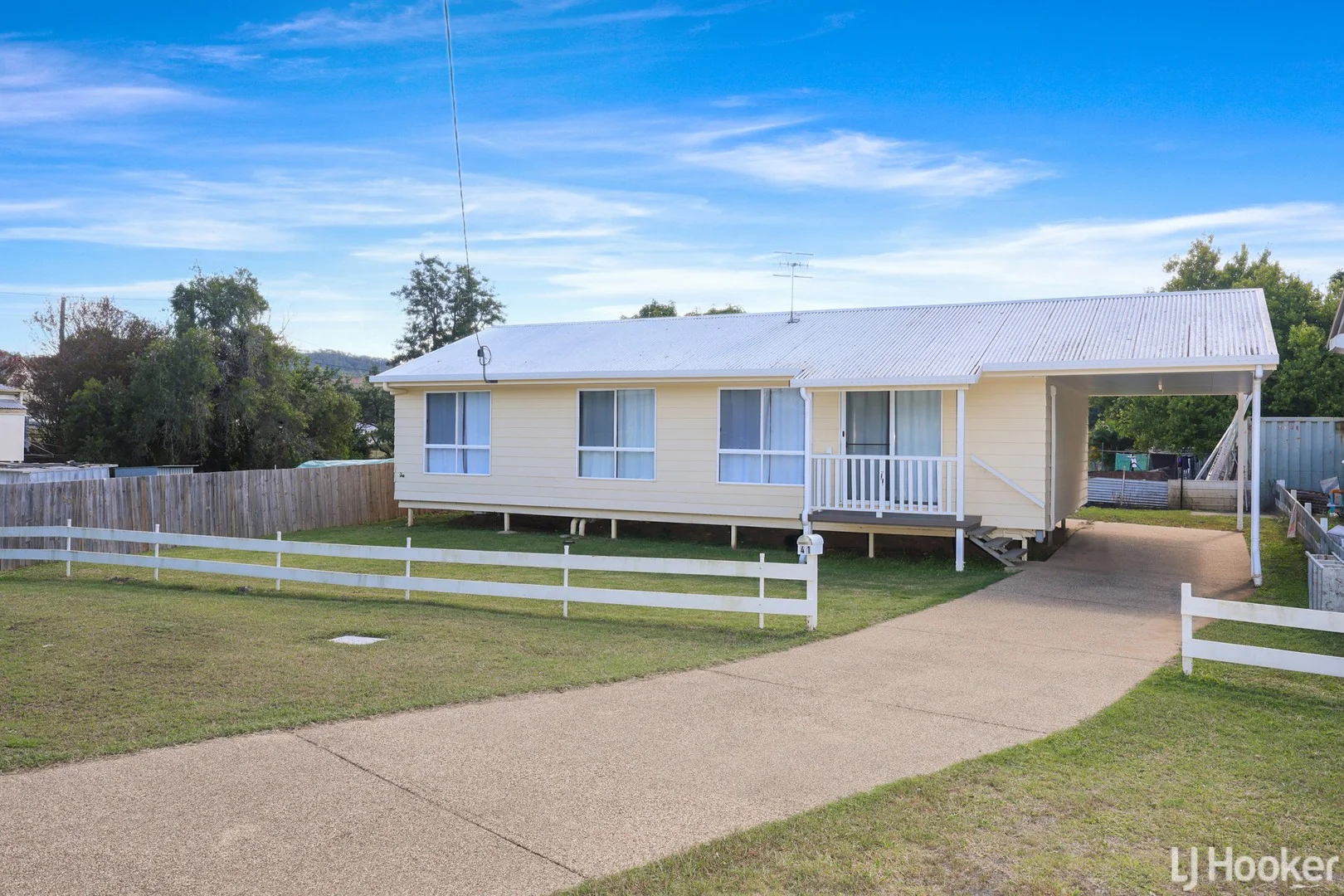 41 Dee Street - Image 1