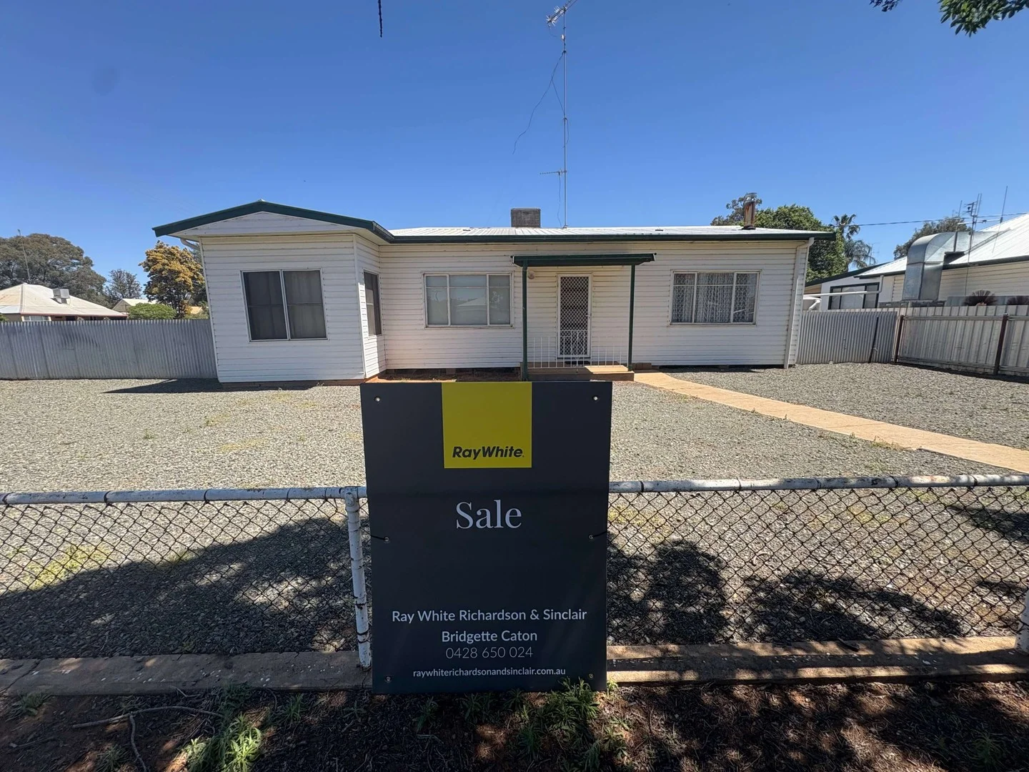 41 Terangion Street (1/18)