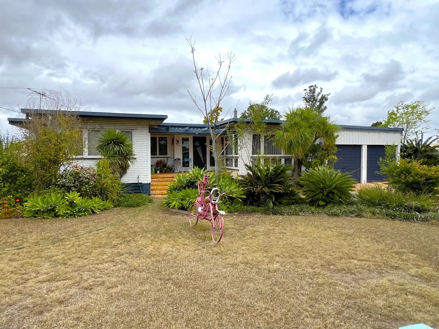 41A River Road (1/3)