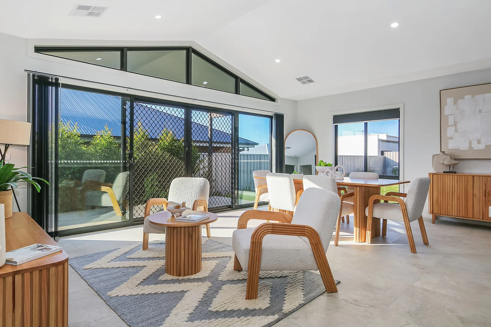 42 Baylis Street (1/9)