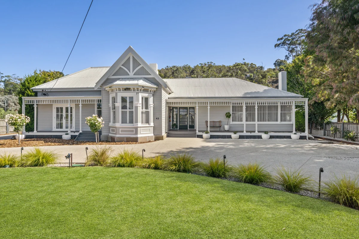 42 Beach Road (1/32)