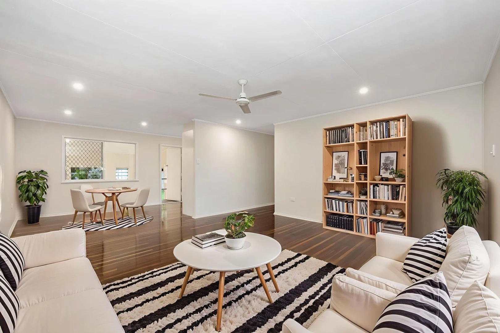 42 Crocker Street (1/14)