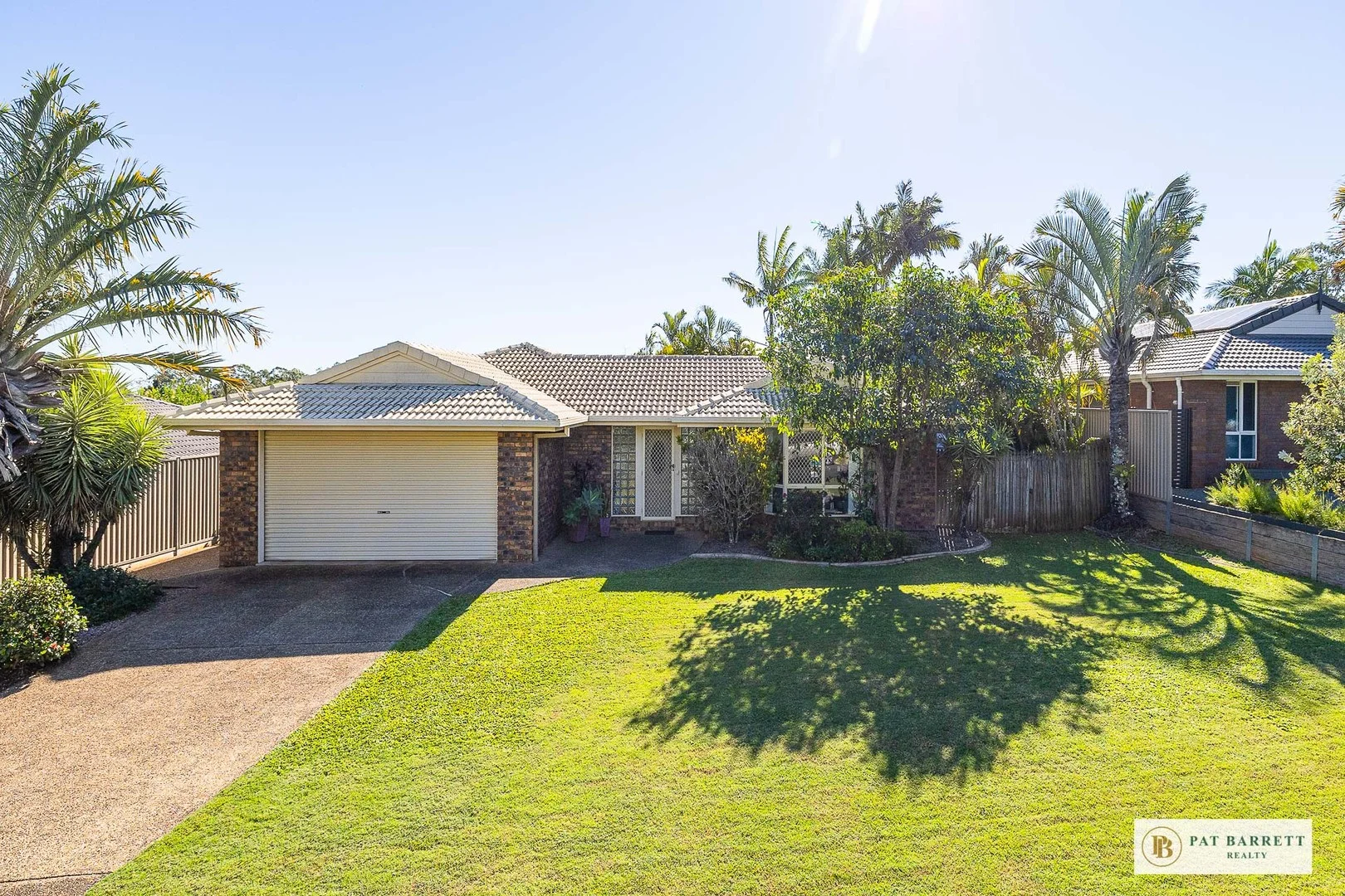 42 Crossley Drive (1/23)