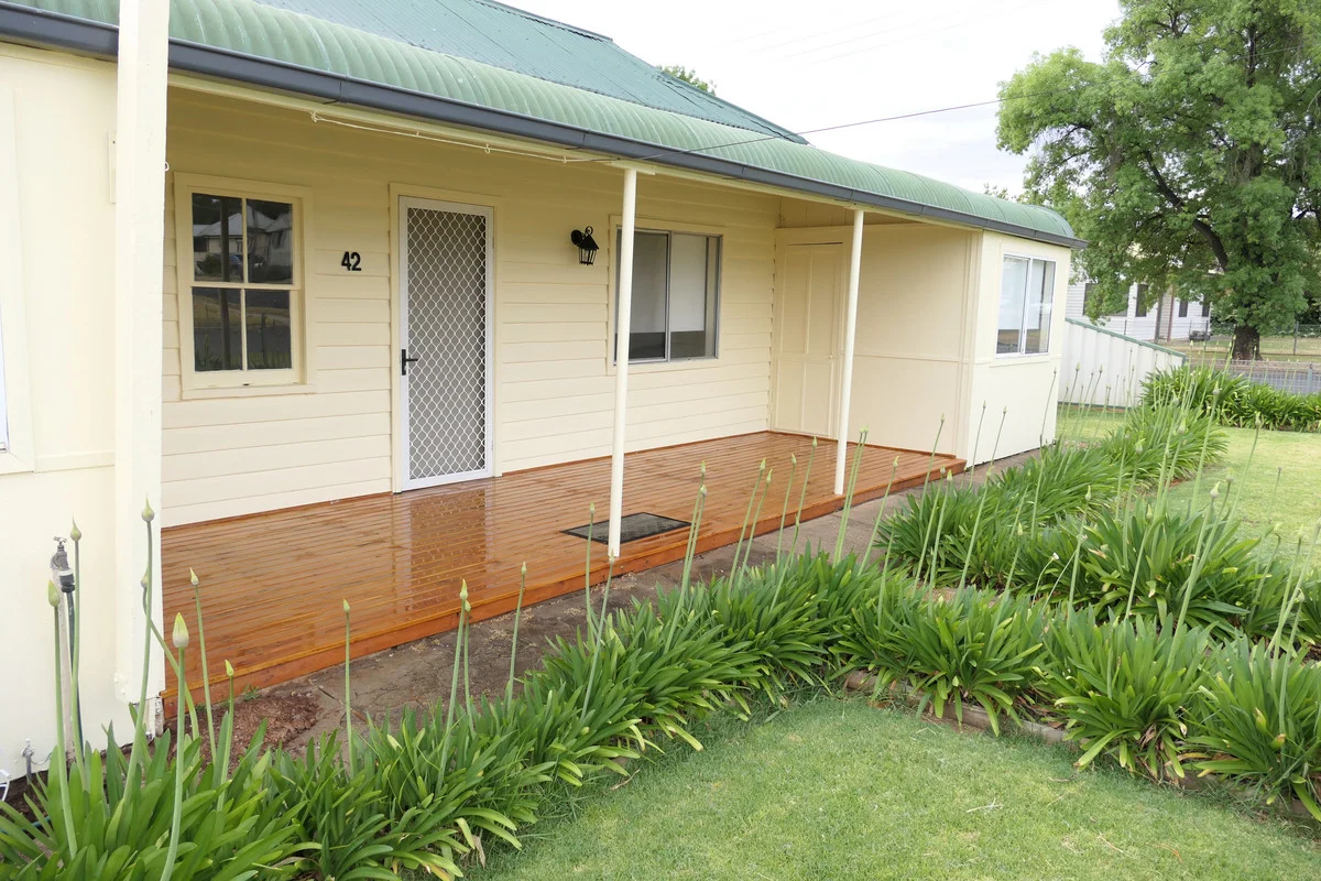 42 Lee Street (1/9)