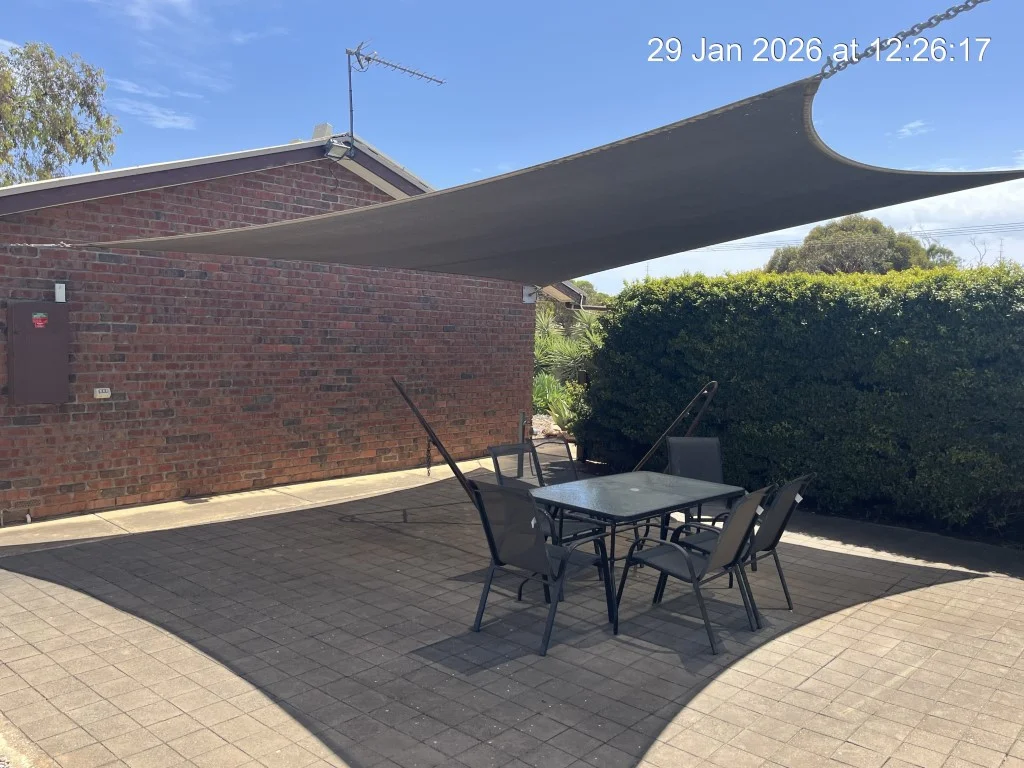 42 Monmouth Street - Image 2