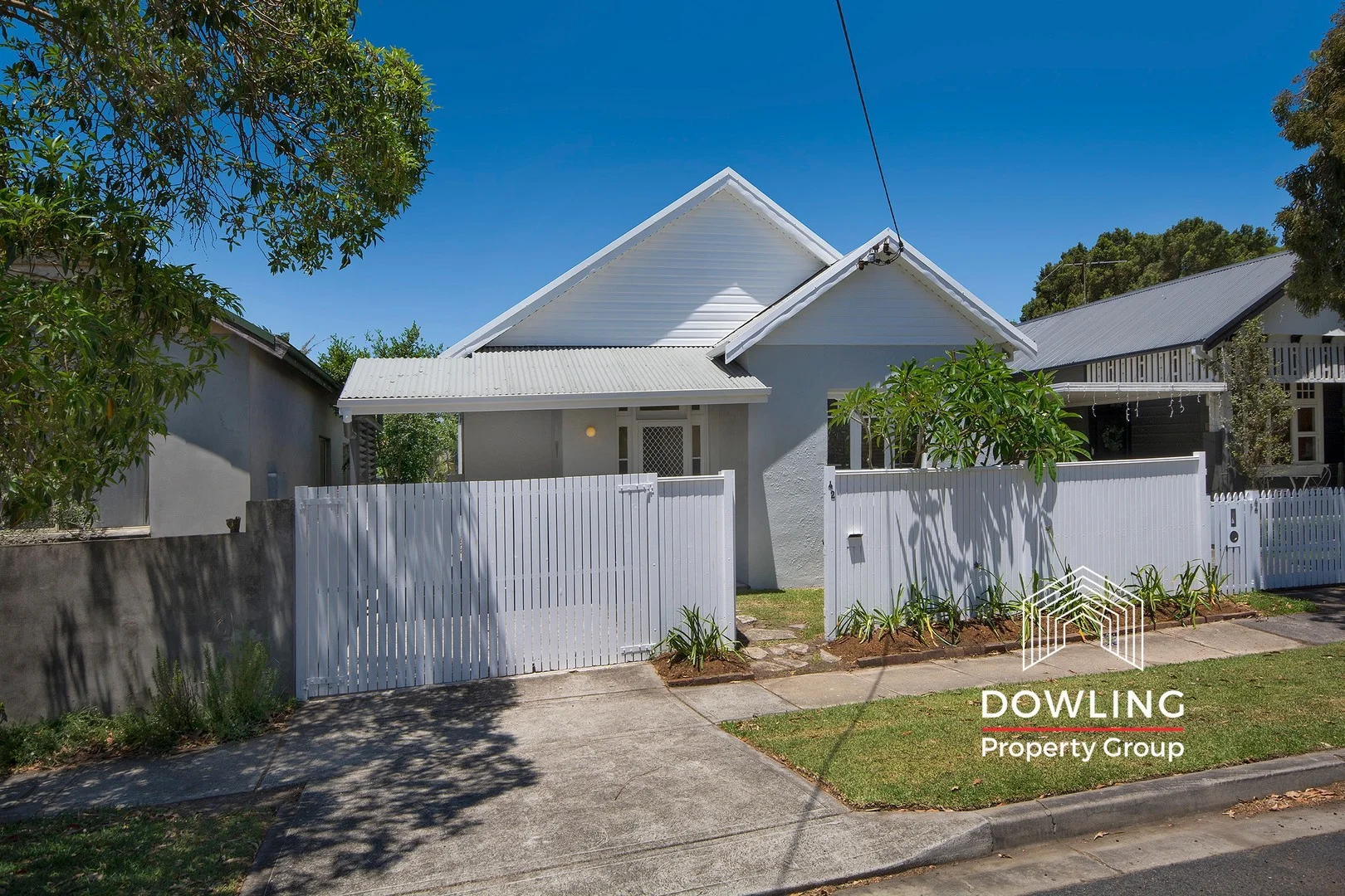 42 Nile Street (1/24)