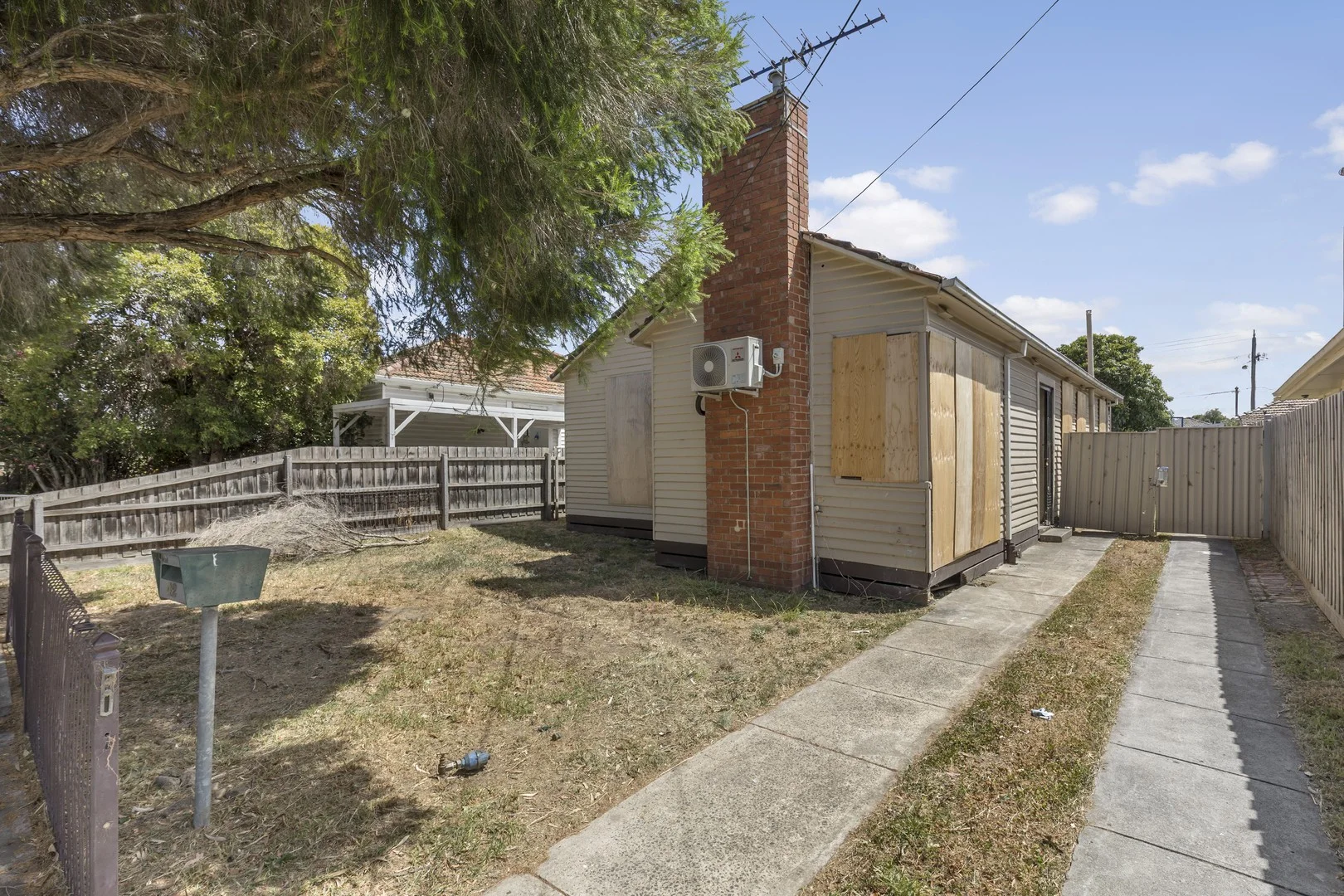 42 Pitt Street (1/9)