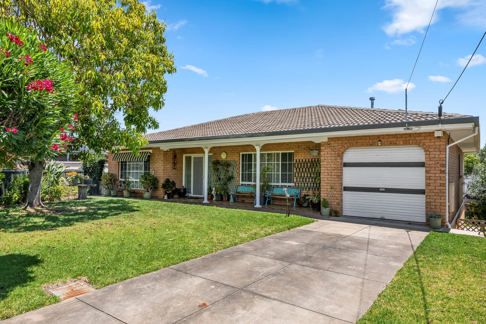 42 Rita Avenue (1/1)
