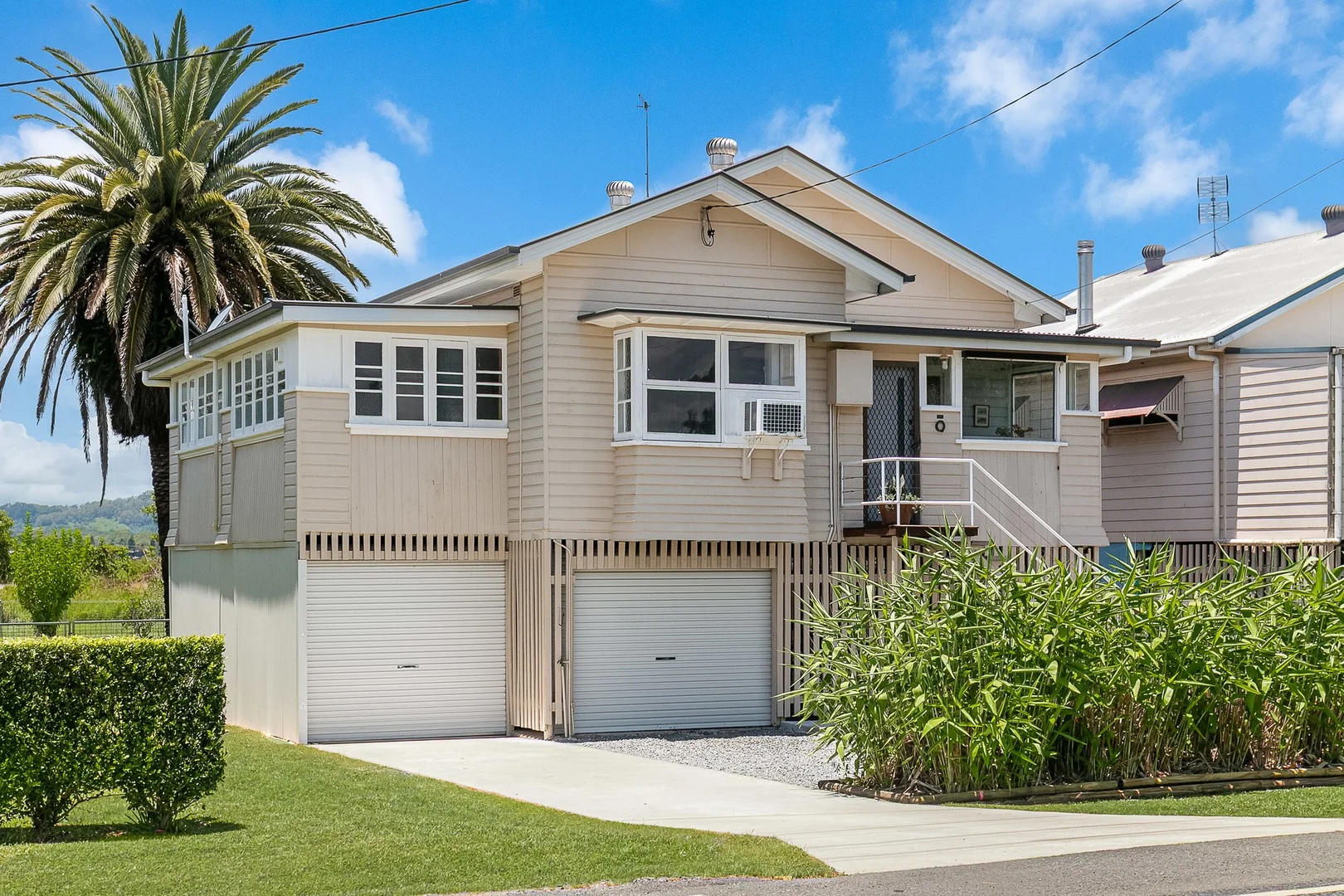 428 Tweed Valley Way (1/1)