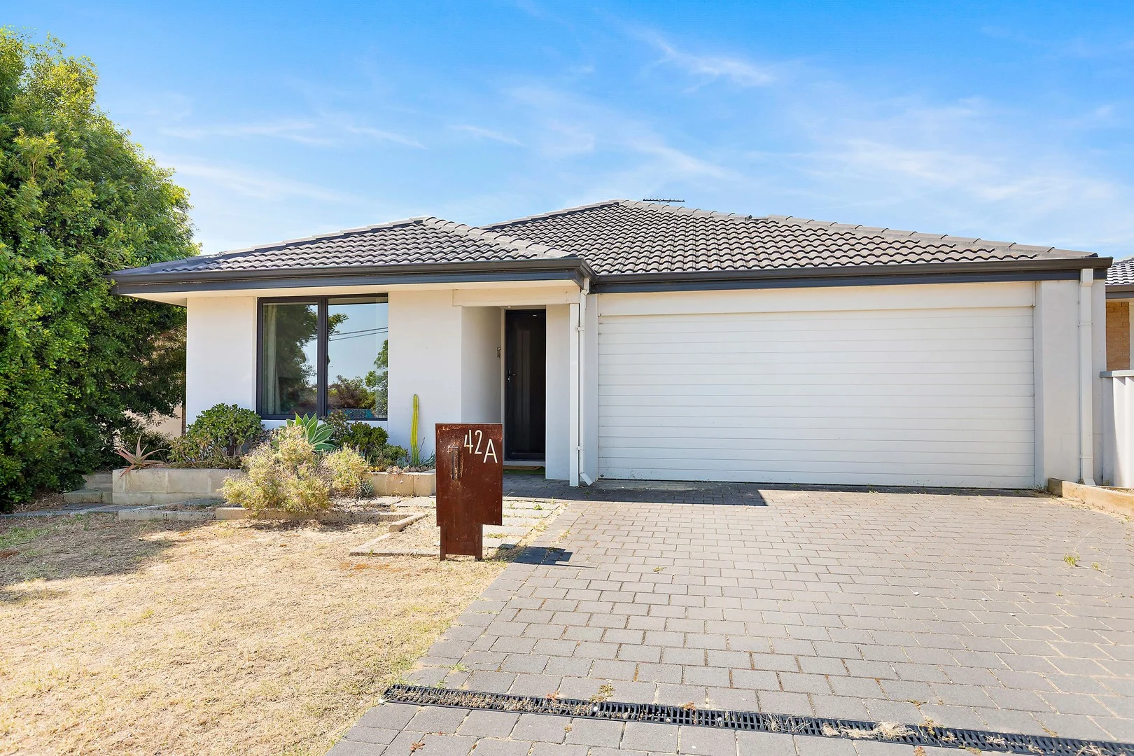 42A Edeline Street (1/16)
